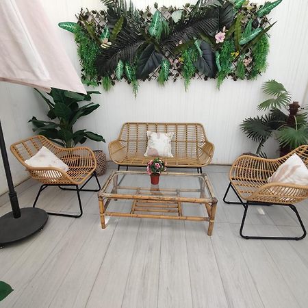 Oasis Con Patio Y Encanto En Centro Sevilla Luaran gambar